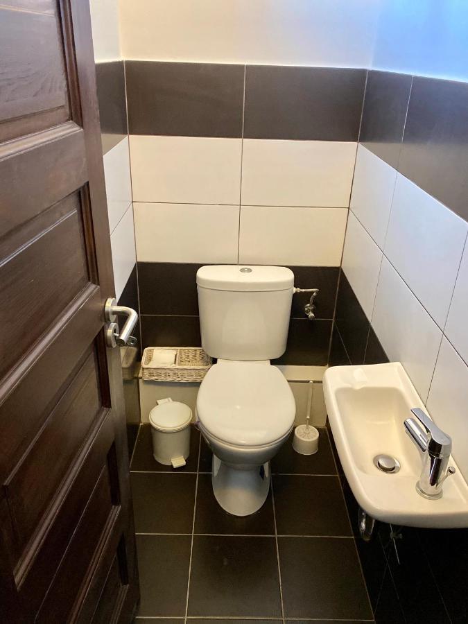 Arviz Apartman Szegedin Exterior foto