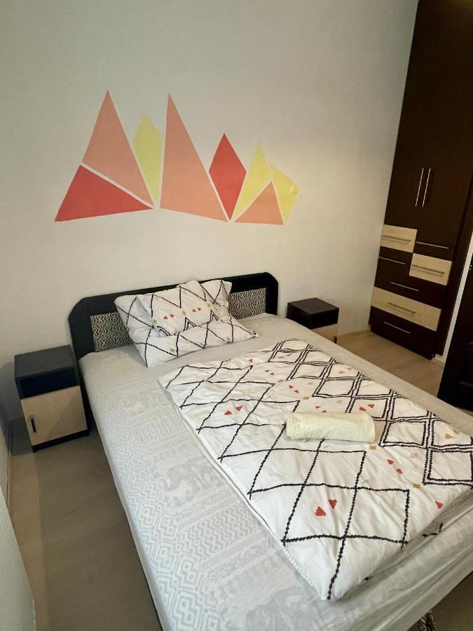 Arviz Apartman Szegedin Exterior foto