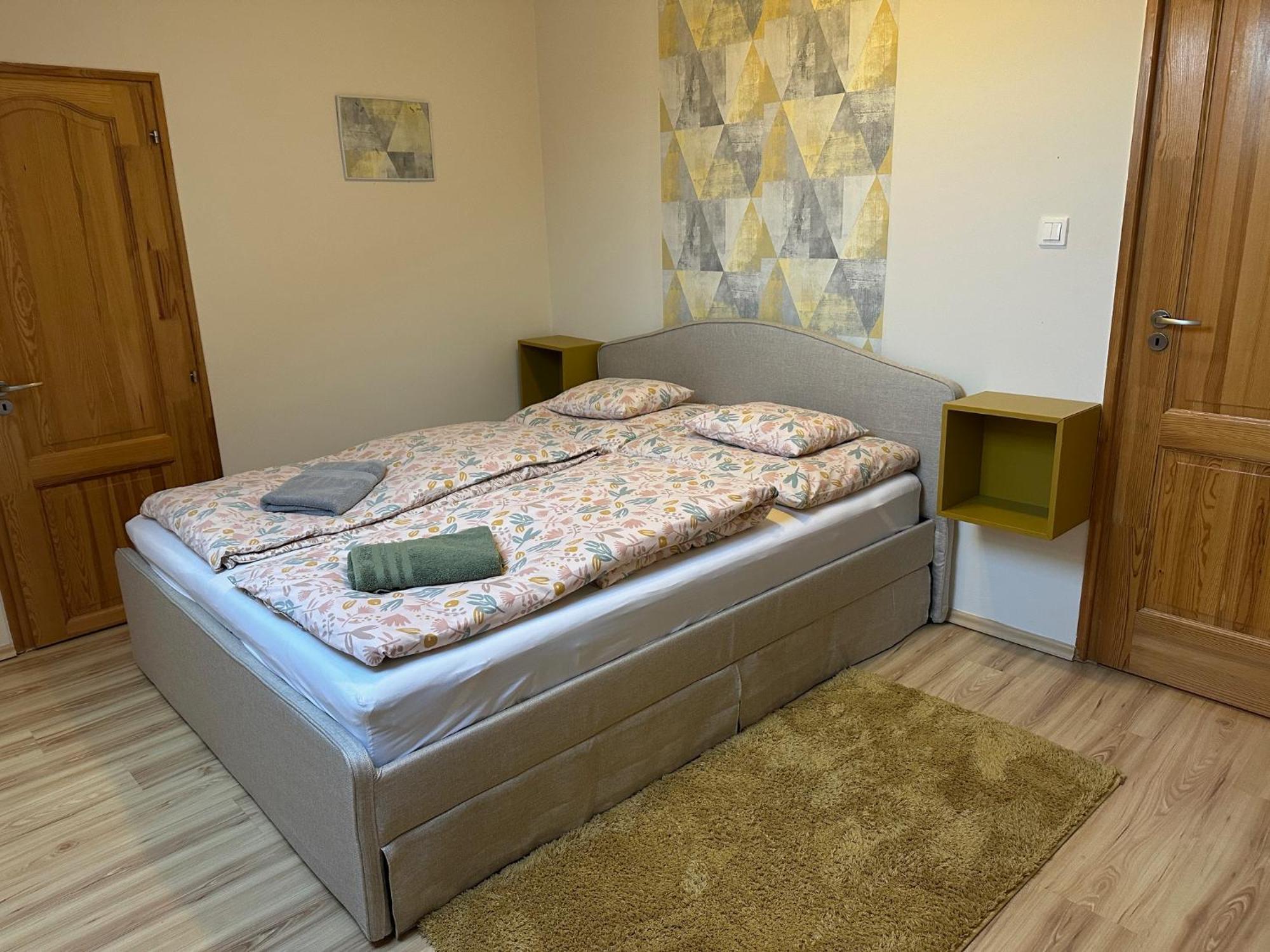 Arviz Apartman Szegedin Exterior foto