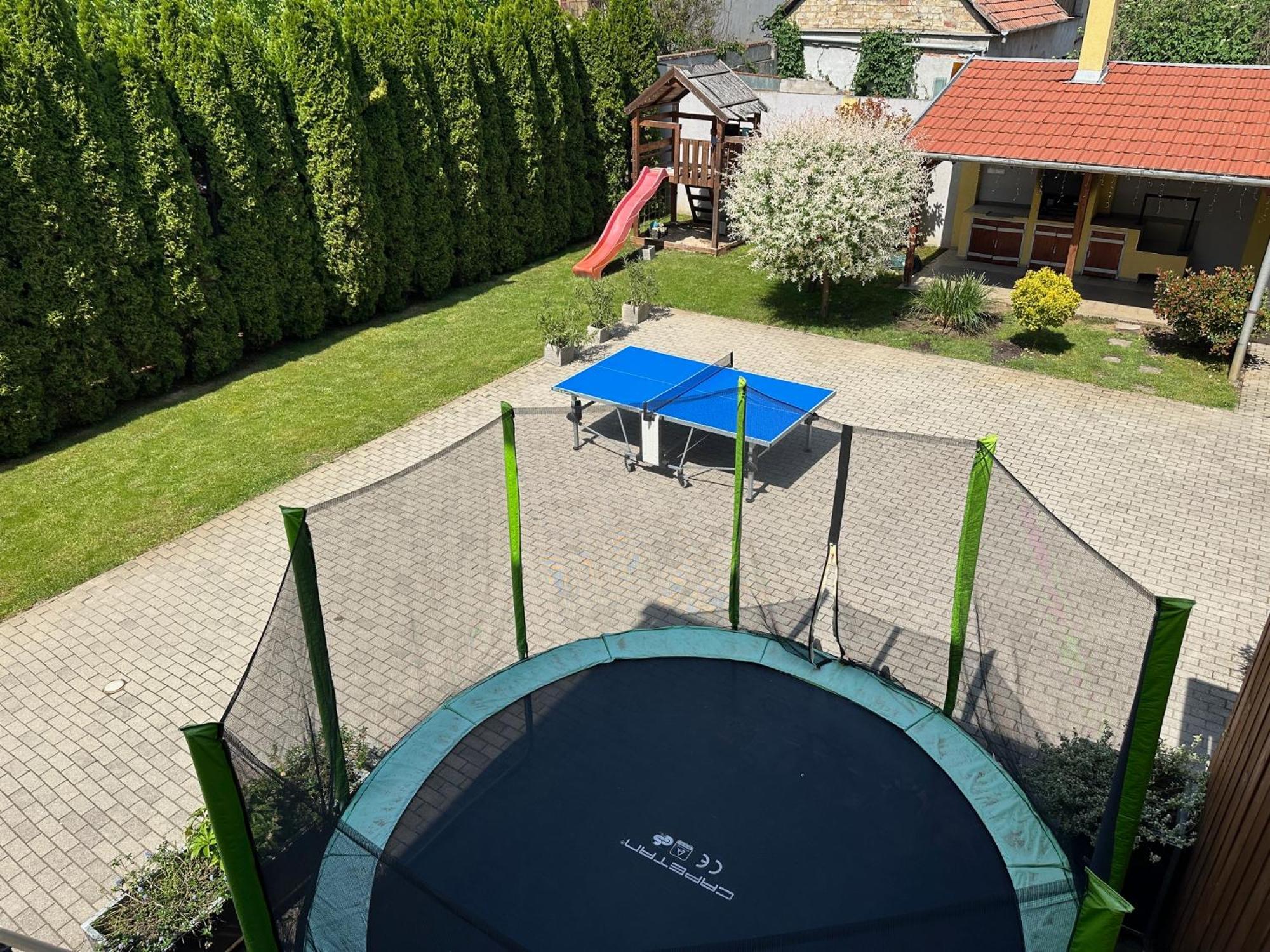 Arviz Apartman Szegedin Exterior foto