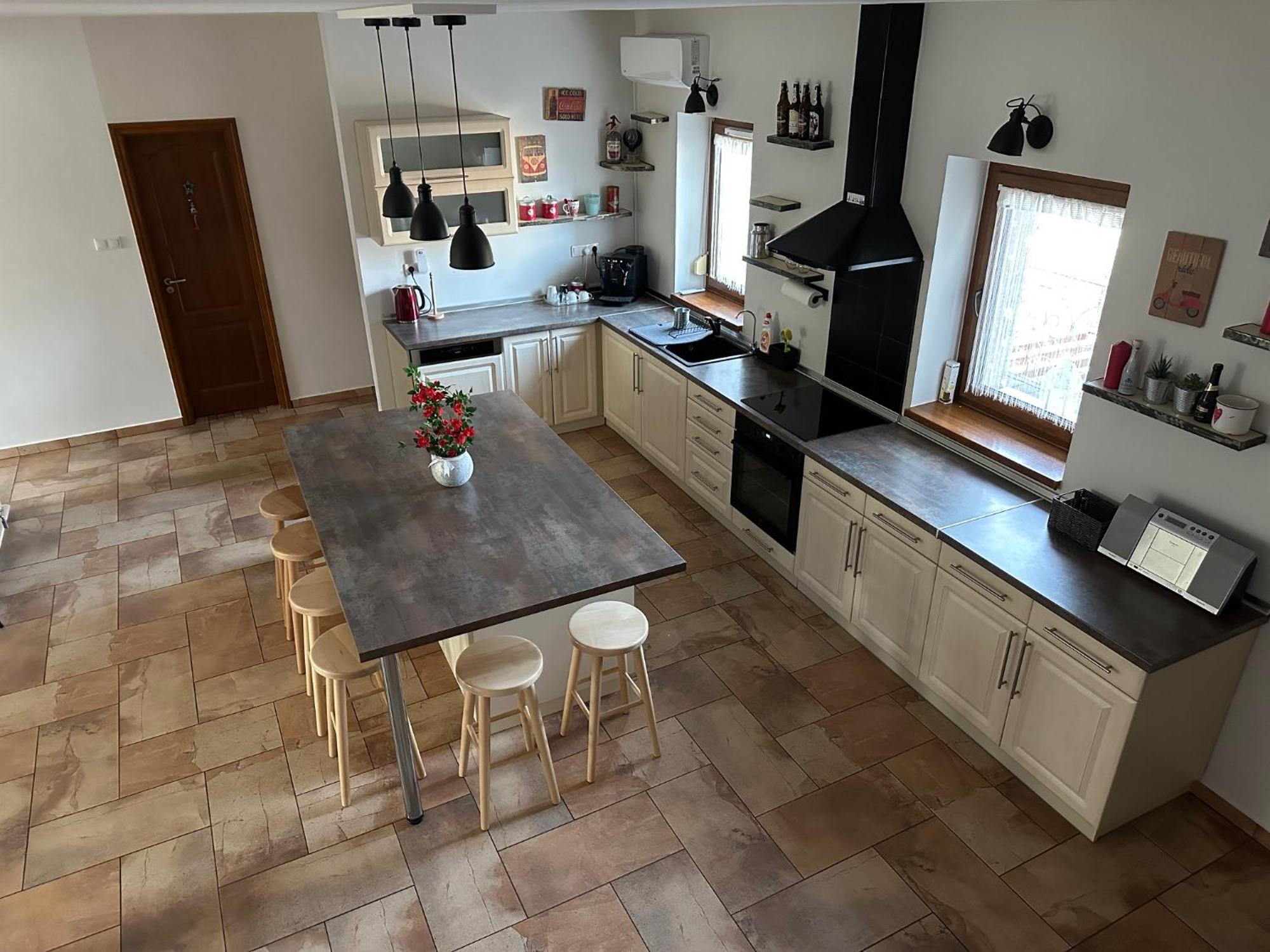Arviz Apartman Szegedin Exterior foto